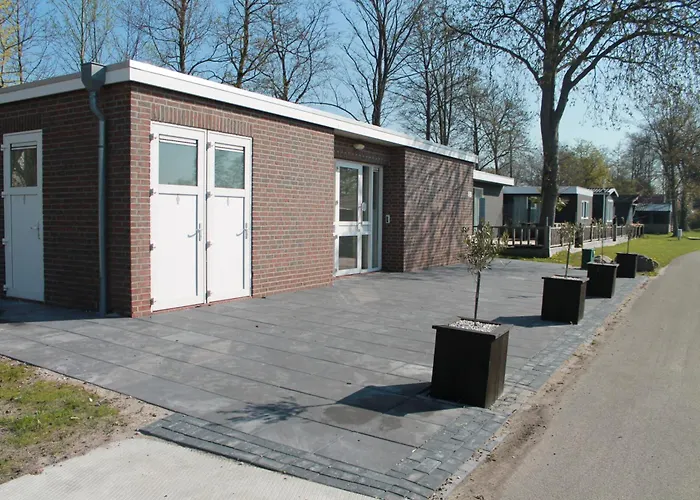 Hotel dichtbij College: Camping Engelbert (Groningen)